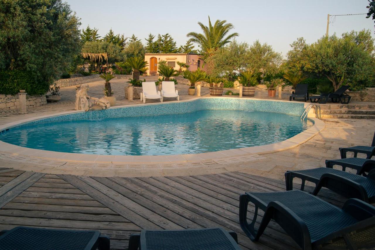dependance in villa con piscina Ragusa Esterno foto